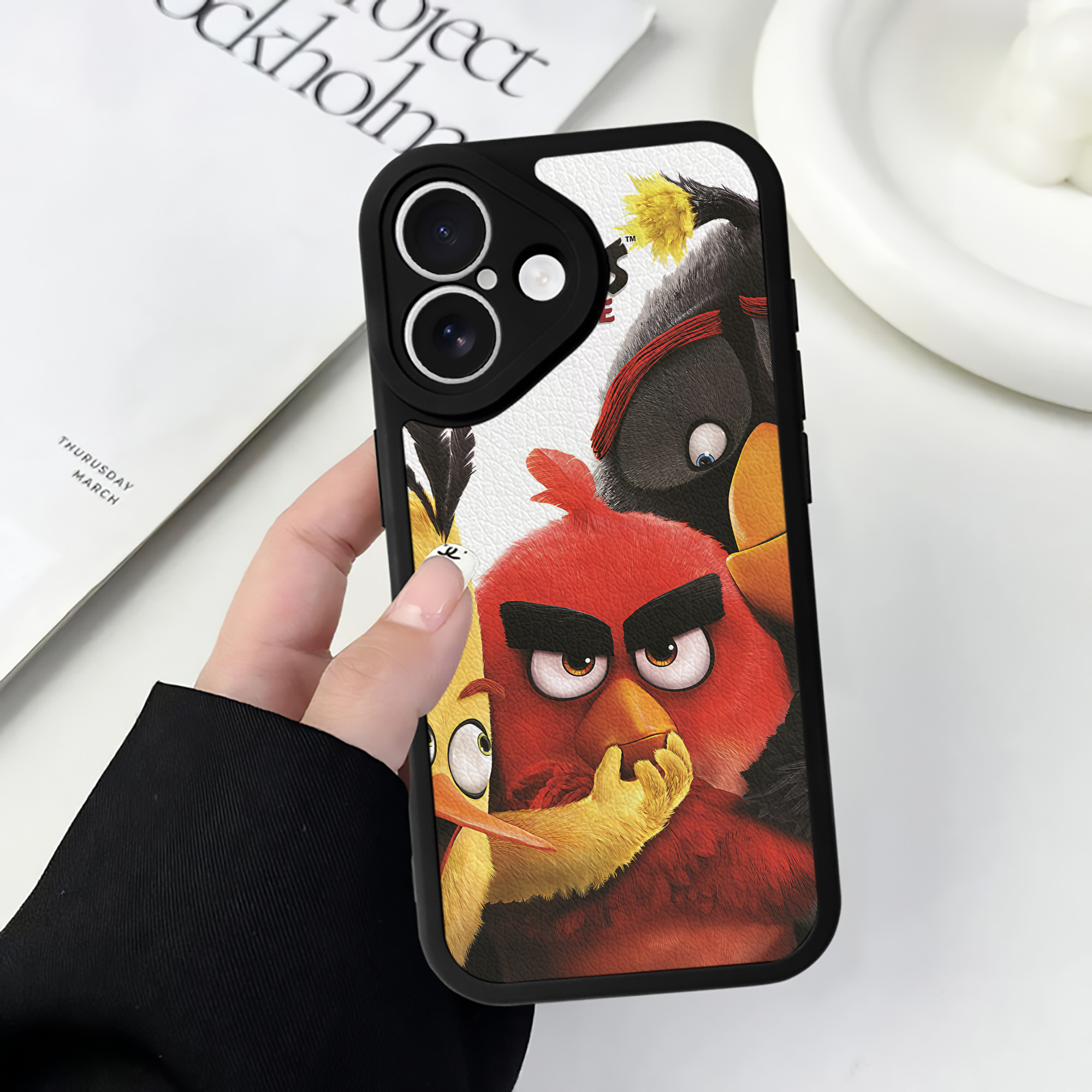 （画像用） Angry Birds アングリーバード 【iPhone 16シリーズ対応】シリコンスマホケース（レザー調） 材質：シリコン